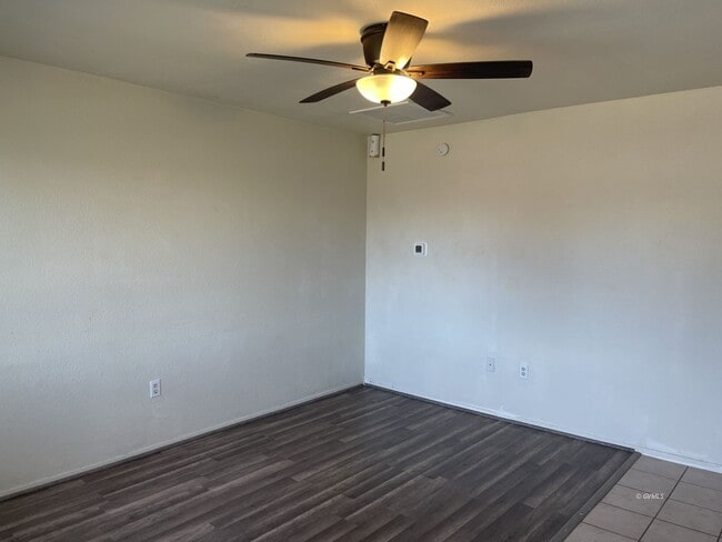 Building Photo - 1301 Tucson St