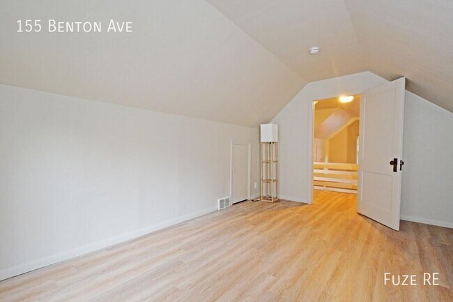 Building Photo - 155 Benton Ave