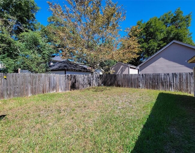 Building Photo - 6606 Brittany Park Ln
