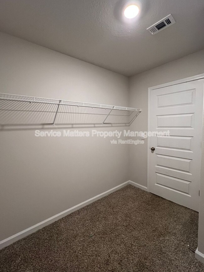 Building Photo - 5096 Gaineswood Dr