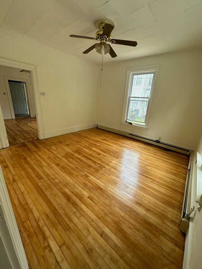 Building Photo - 26 W High St