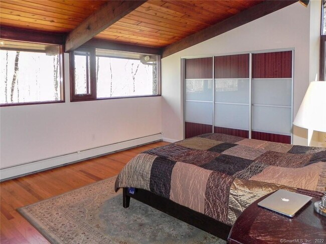 Building Photo - 361 Mill Rd