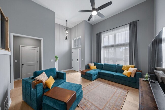 Building Photo - 16083 Ryan Cir