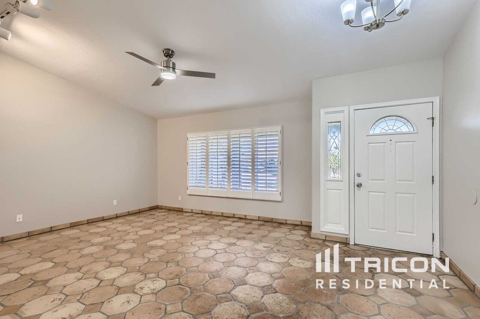 Building Photo - 4809 W Cochise Dr