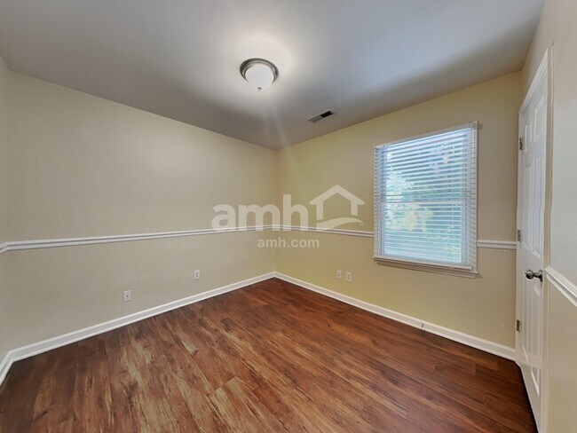 Building Photo - 6112 Glenridge Ct
