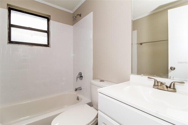 Building Photo - 243 Acorn Dr