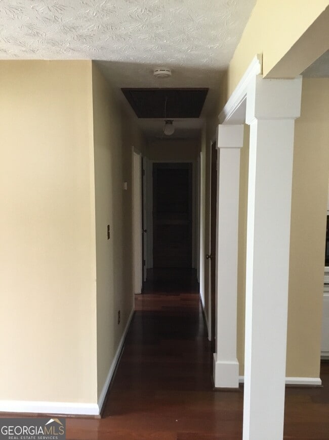 Building Photo - 2819 Bay Leaf Dr SE