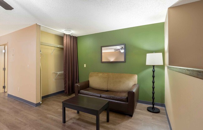 Building Photo - Furnished Studio-Minneapolis - Maple Grove