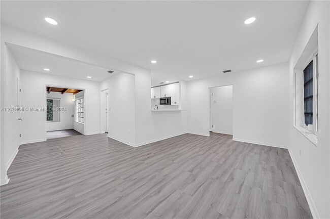 Building Photo - 6351 NW 38th Terrace