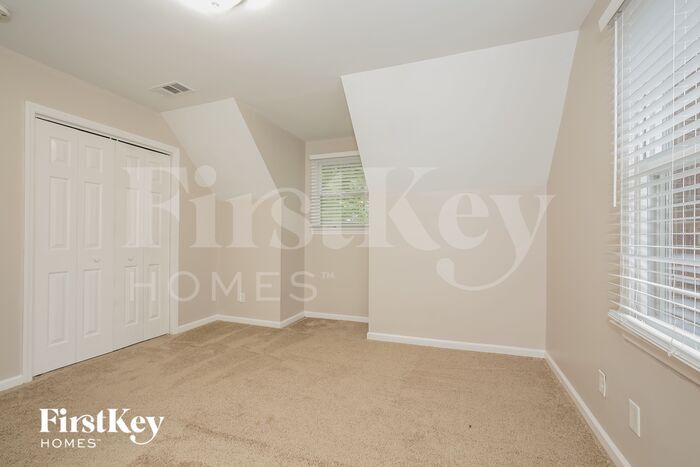 Building Photo - 5021 Westhaven Ln