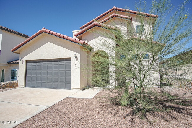 Building Photo - 7825 Enchanted View Dr