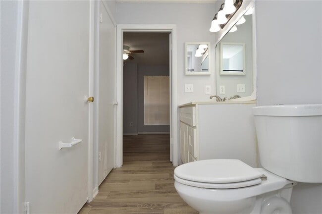 Building Photo - 8722 Mallard Reserve Dr