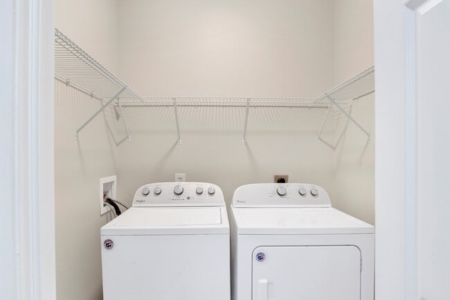 Building Photo - 501 Cotton Creek Dr