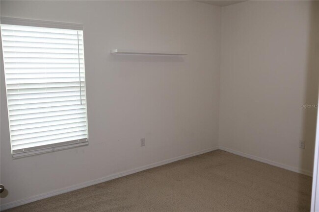 Building Photo - 4540 SW 65th Pl