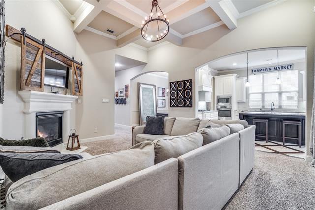 Building Photo - 401 Sarah Cir