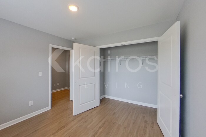 Building Photo - 657 June St