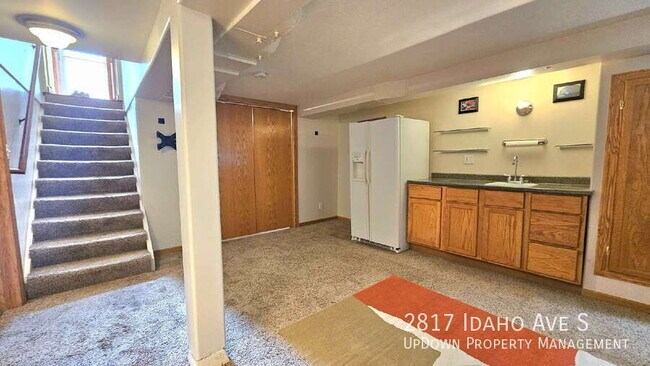 Building Photo - 2817 Idaho Ave S