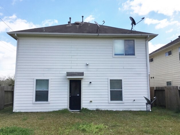 Building Photo - 12702 Rio Quatro Dr