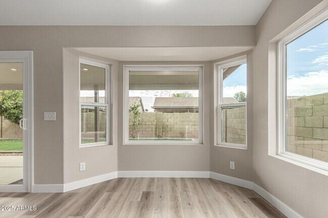 Building Photo - 2319 E San Tan Dr