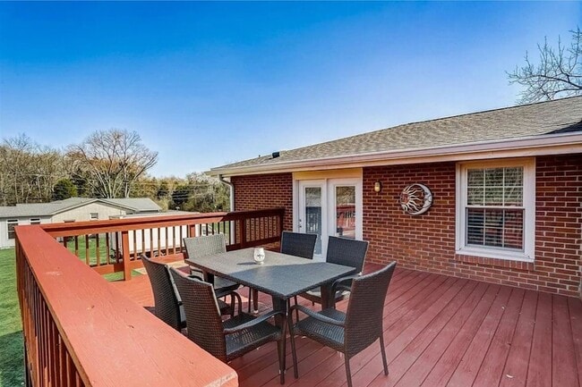 Building Photo - 1511 Stewarts Ferry Pike