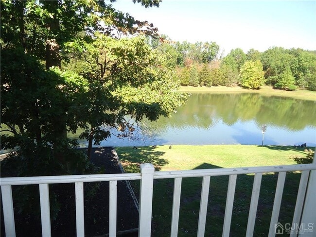 Building Photo - 313 Wimbeldon Ct