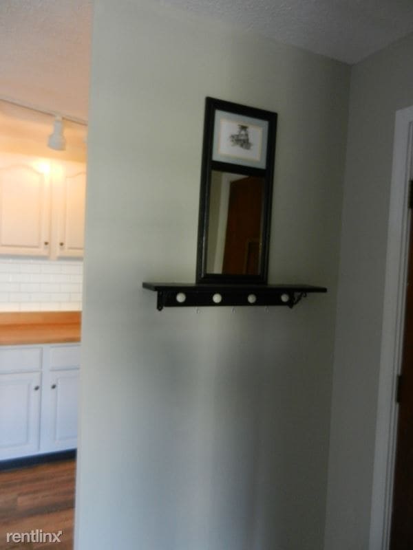 Building Photo - 1 br, 1 bath Condo - 68 Main Street