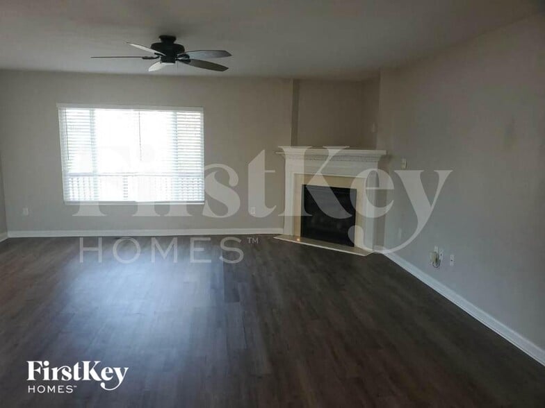 Building Photo - 5606 Beechtree Ln