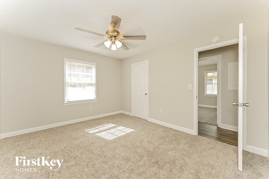 Building Photo - 128 Bryant St