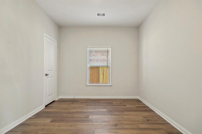 Building Photo - 408 Mystic Slopes Dr