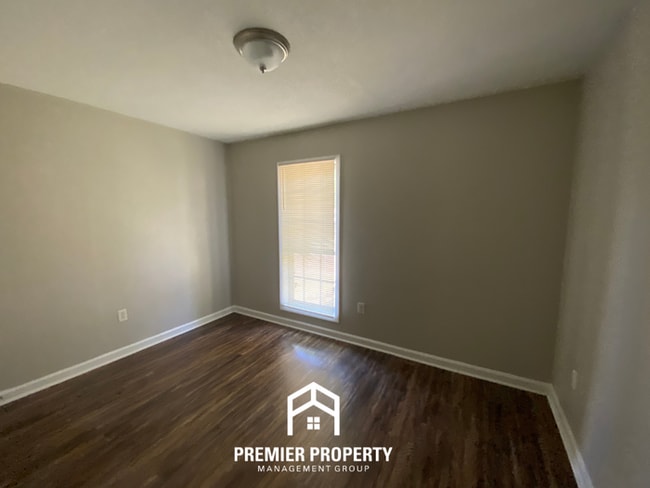 Building Photo - Bright 3BR Home in Raleigh | High Vaulted Ceilings & Large Fenced Backyard