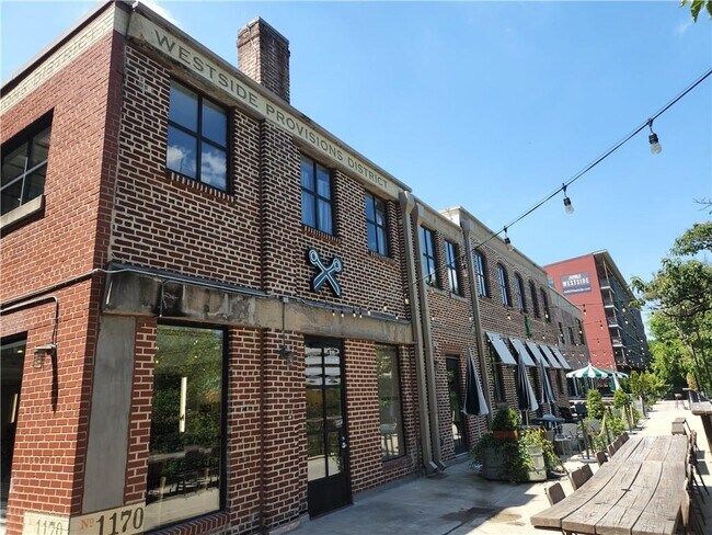 Building Photo - 1100 Howell Mill Rd NW