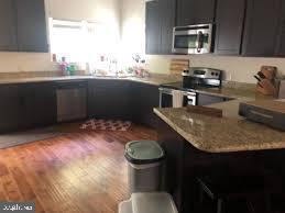 Primary Photo - 7851 Nixon St