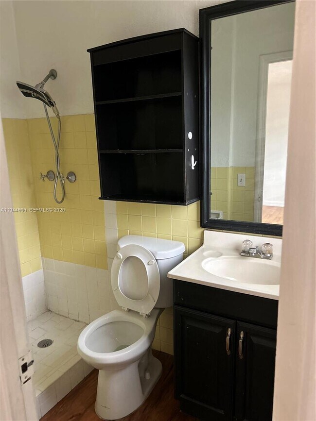 Building Photo - 92 Hendricks Isle