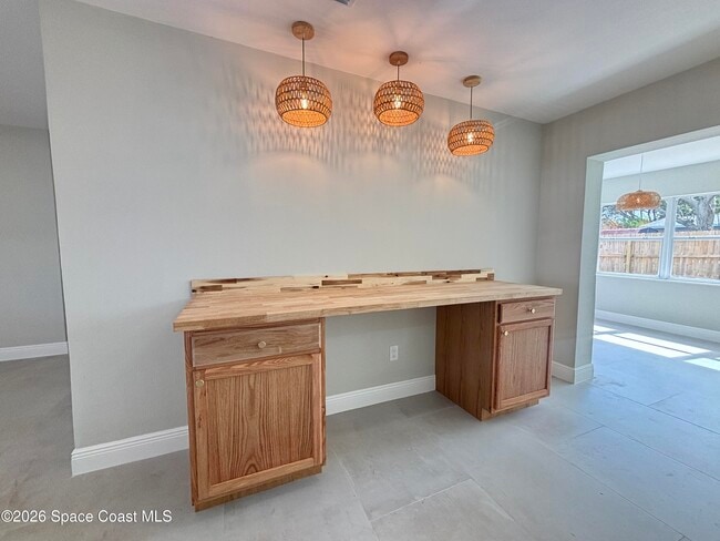 Building Photo - 1301 Kathwood Dr