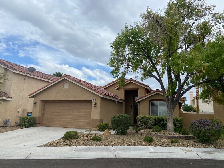 Building Photo - 8245 Ruby Mountain Way