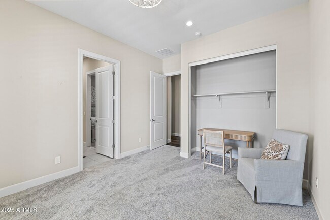 Building Photo - 10921 N Blakely St