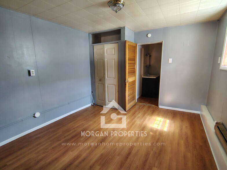 Building Photo - 317 N Harrison St