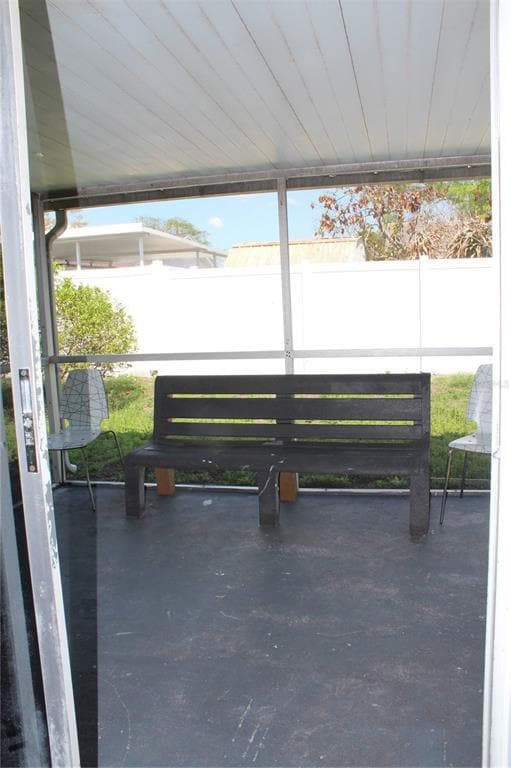 Building Photo - 10115 Wheatley Hills Ct