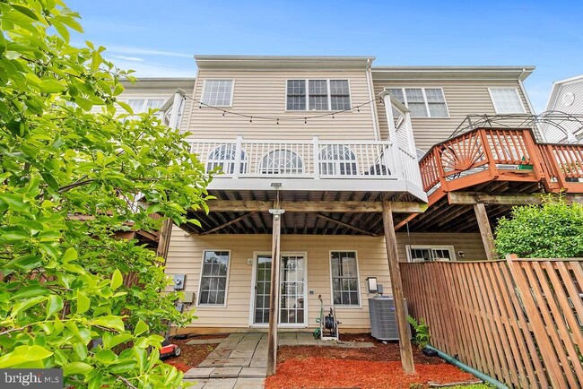 Building Photo - 42754 Montevista Square