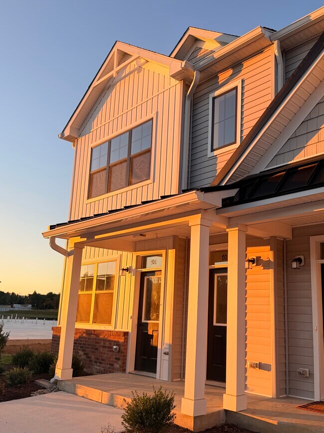 Primary Photo - 1145 Savannah Rd