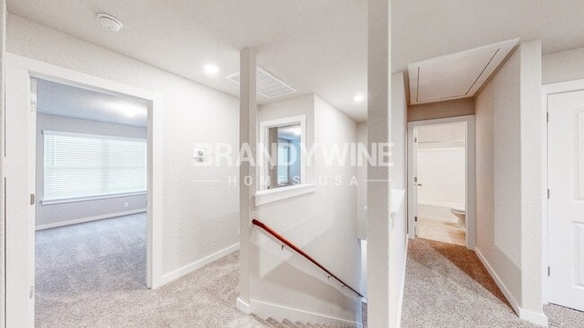 Building Photo - 10313 Ida Gdn Wy