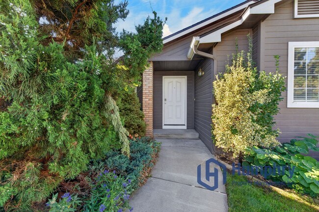 Building Photo - 8933 W Mediterranean Ct