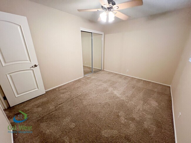 Building Photo - $4,995 - Beautiful 3/2 Bath Home Tucked Away in Prime Santa Clara's Location