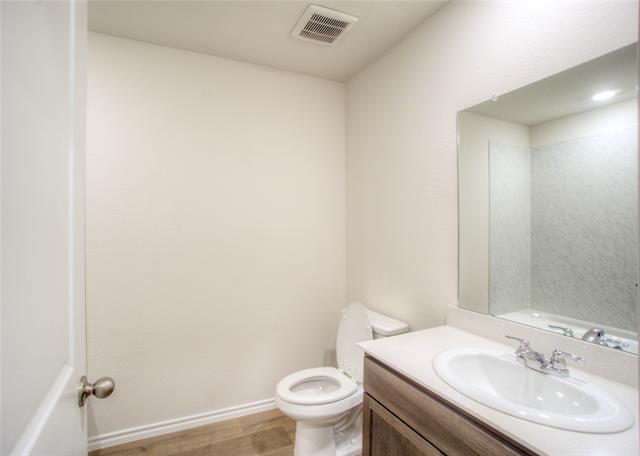 Building Photo - 3921 Amethyst Dr