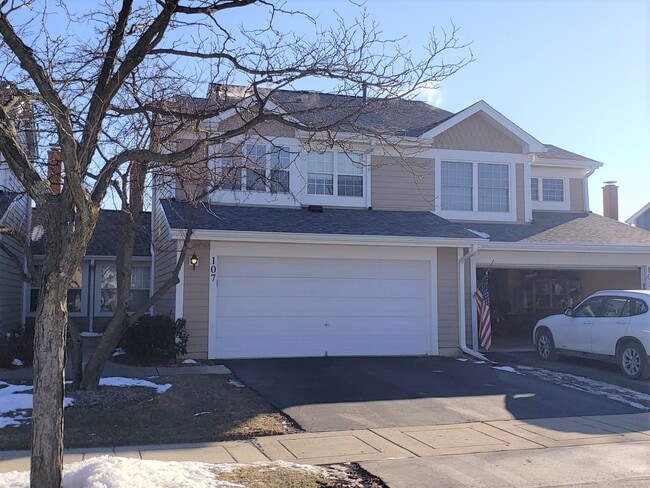 Primary Photo - 107 Sumac Ln