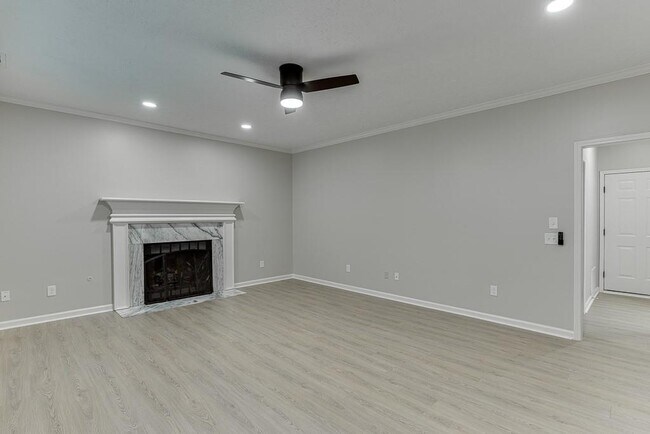 Building Photo - 5570 Cannonero Dr