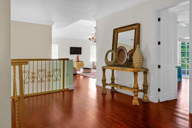 Building Photo - 12121 70th Pl N