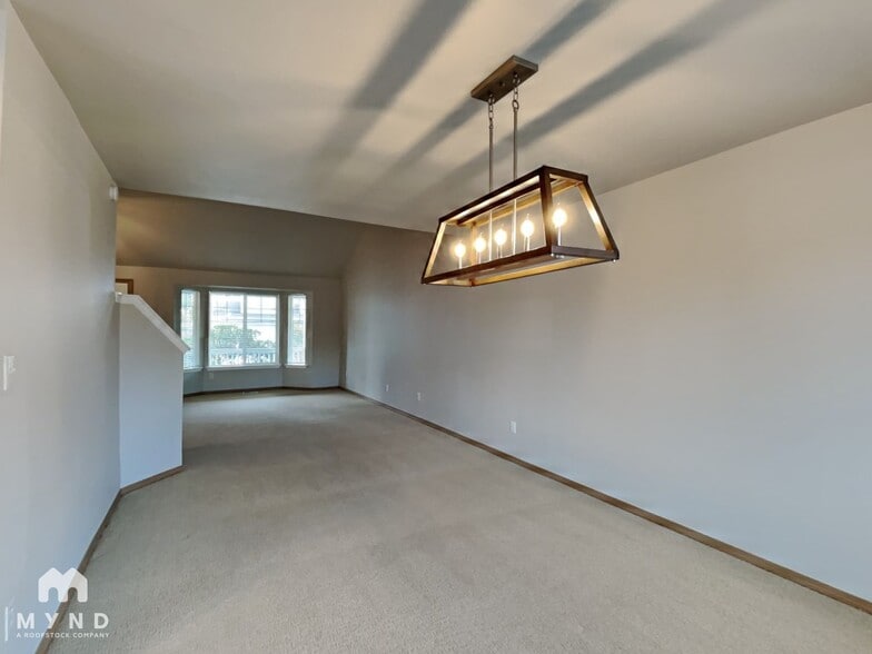 Building Photo - 16504 129th Ave Ct E