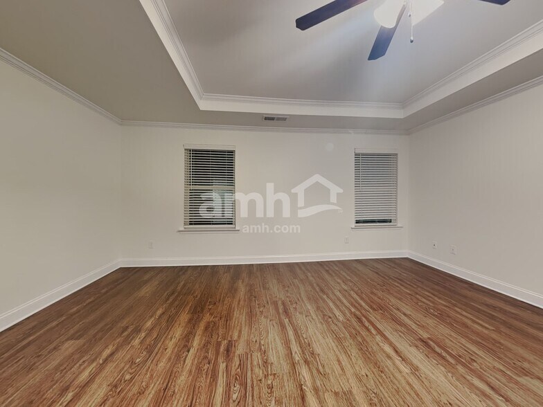 Building Photo - 13025 Wishsong Ct