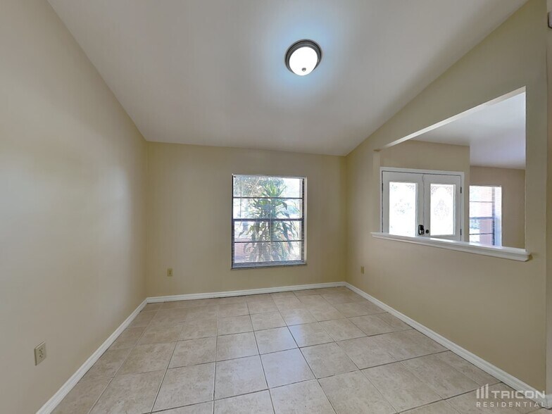 Building Photo - 11243 Homeway St